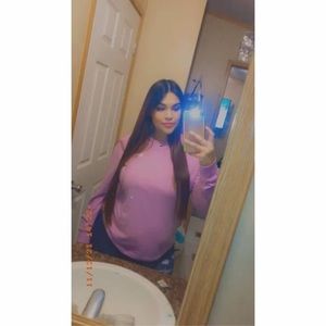 Meet your Posher, Alissa